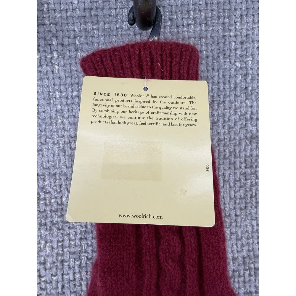 Woolrich Women's Burgundy Cable Knit‎ Lambswool Angora Blend Gloves NWT